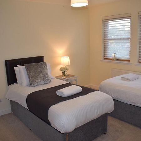 Kelpies Serviced Apartments Kavanagh- 5 Bedrooms Bathgate Zewnętrze zdjęcie