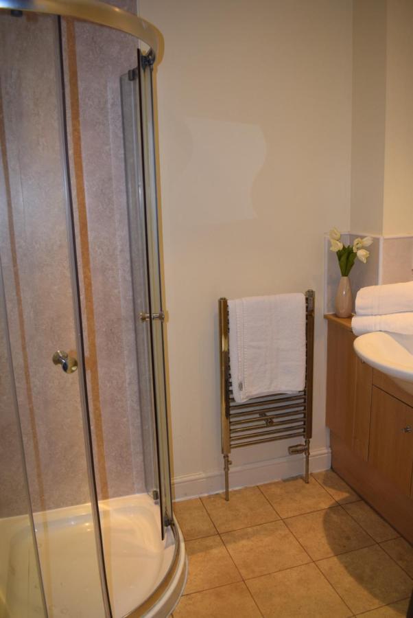 Kelpies Serviced Apartments Kavanagh- 5 Bedrooms Bathgate Zewnętrze zdjęcie