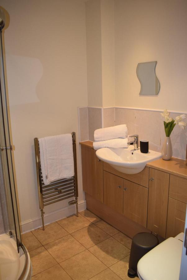 Kelpies Serviced Apartments Kavanagh- 5 Bedrooms Bathgate Zewnętrze zdjęcie